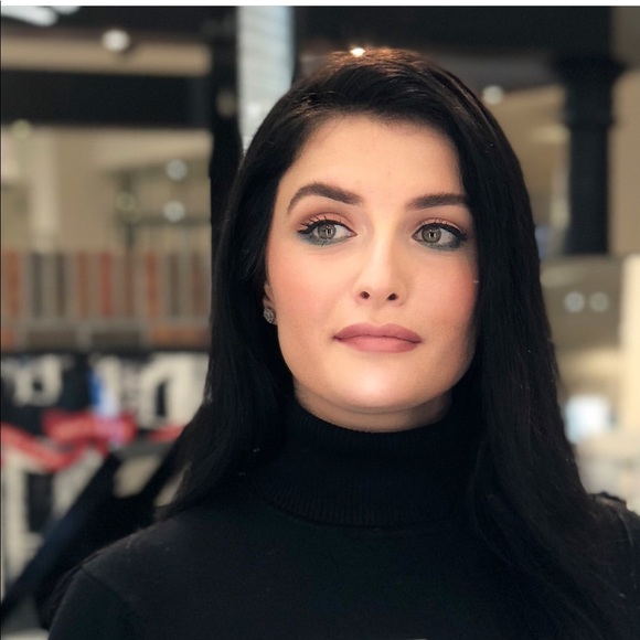 Meet your Posher, Jehona - Picture 1 of 1